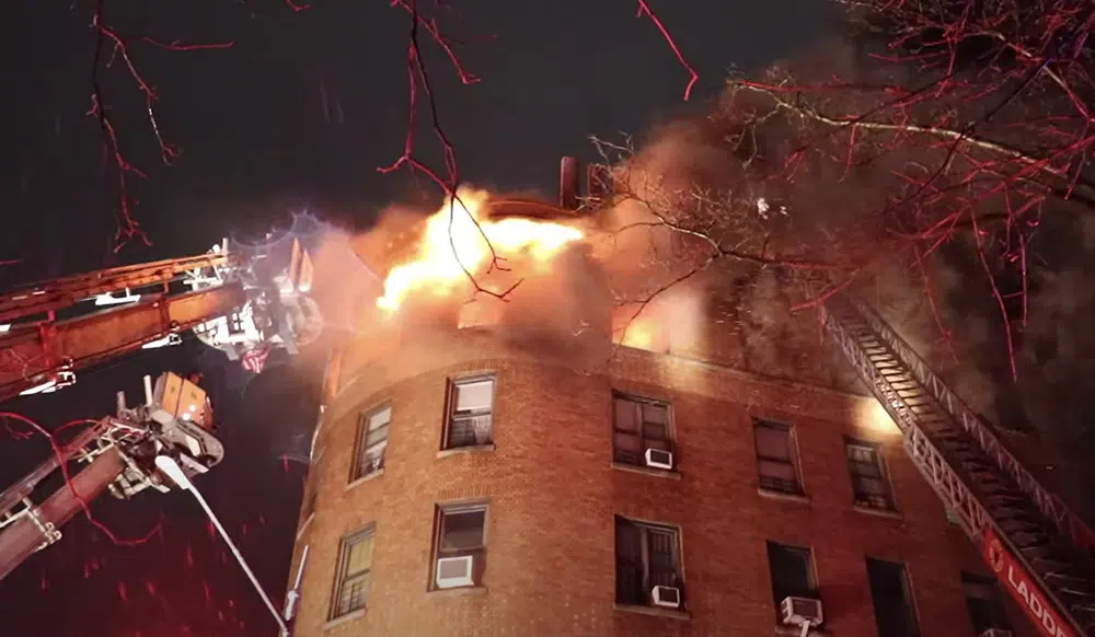 Featured image for “WATCH: FDNY at 4-Alarm Apartment Fire in the Bronx”