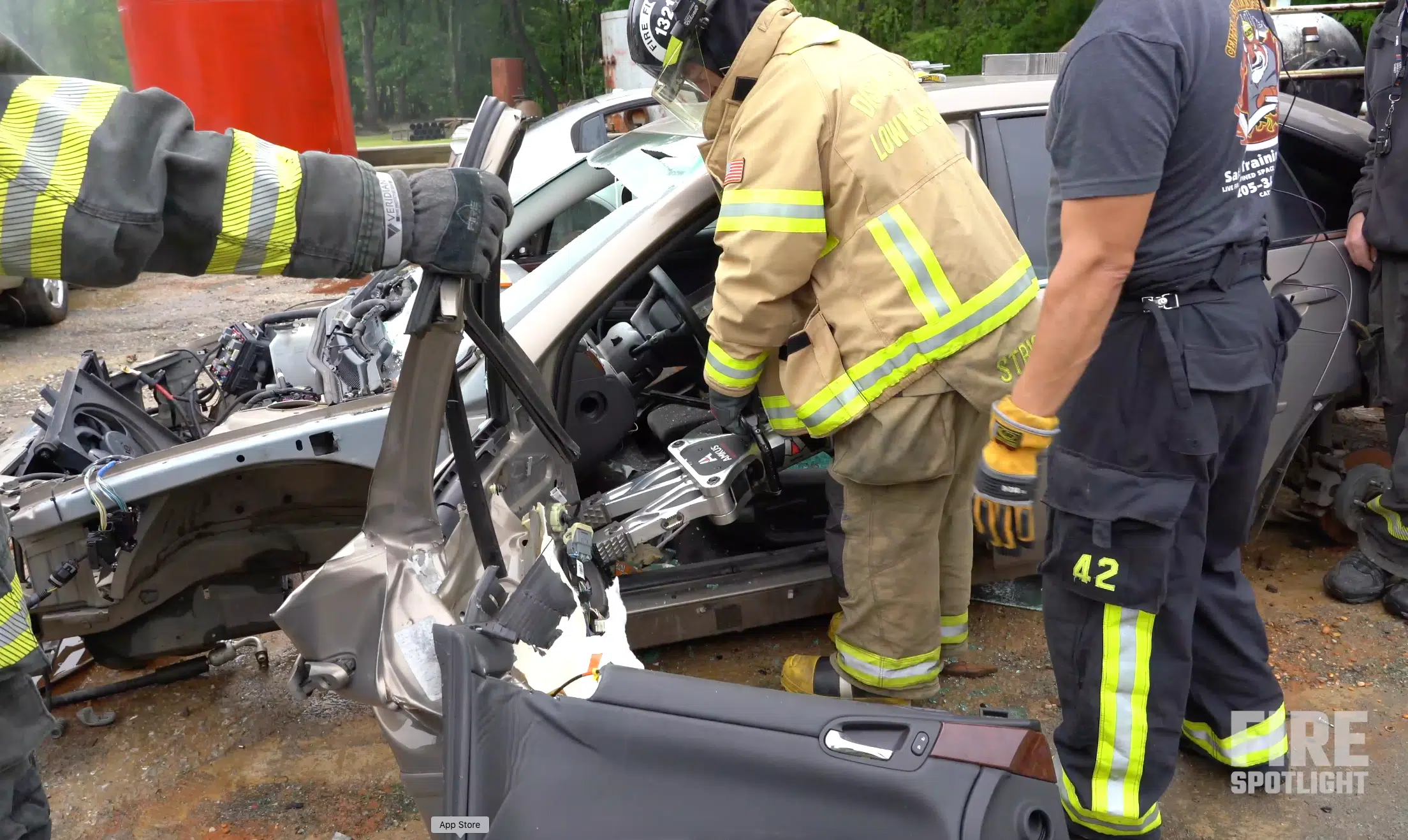 Featured image for “Watch AMKUS Rescue Tools Provide Vehicle Extrication Training Course in This Firefighter Training Video”