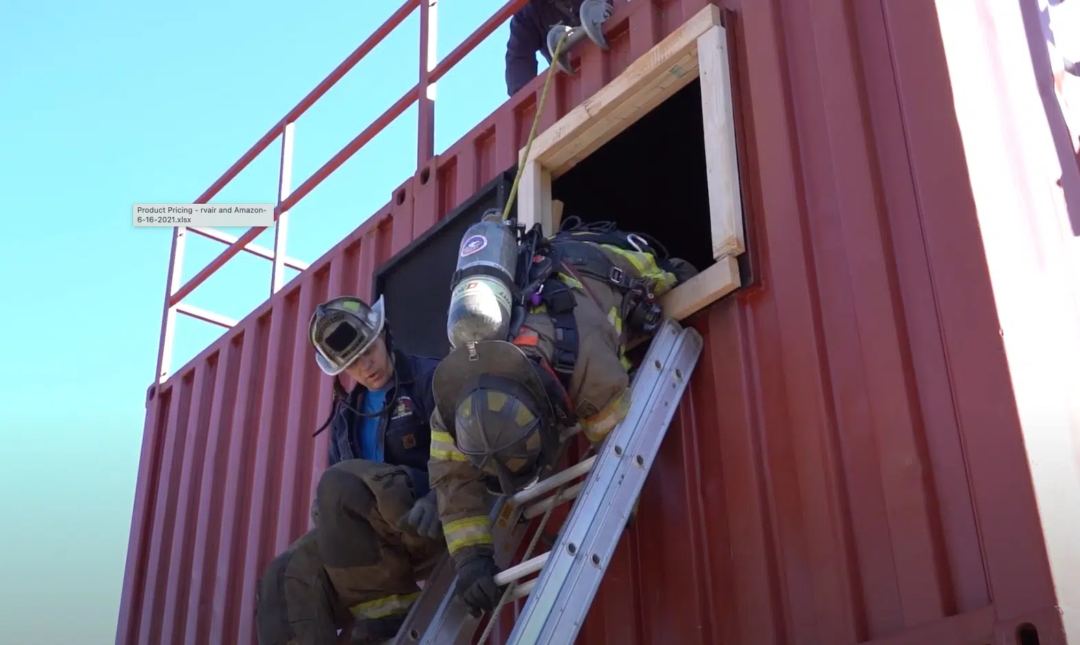 Featured image for “Instructor Teaches Self-Rescue Techniques for a Firefighter Window Hang and Ladder Bails”