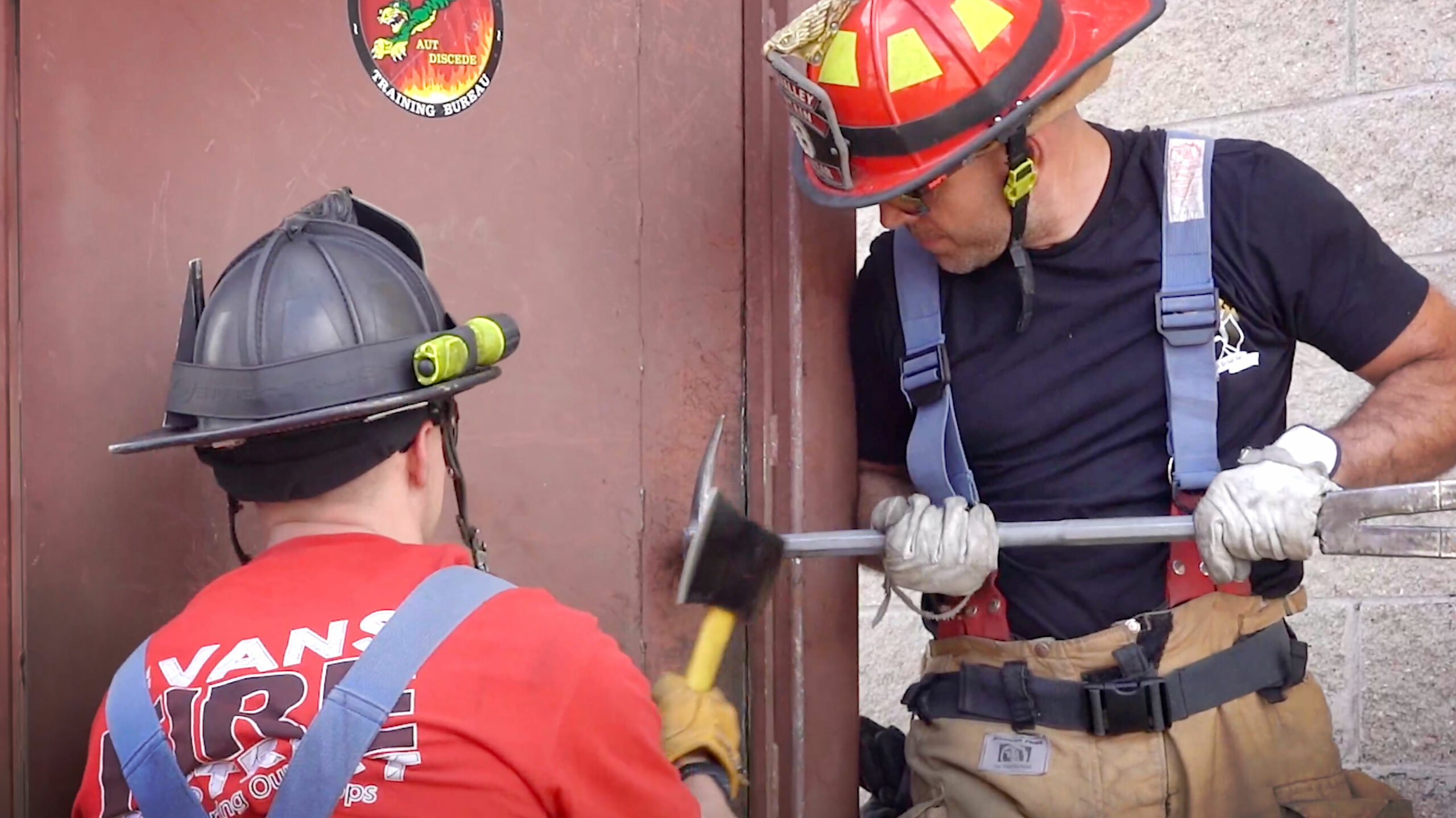 Featured image for “Forcible Entry Two-Man Away | Forcible Entry Tool Training”