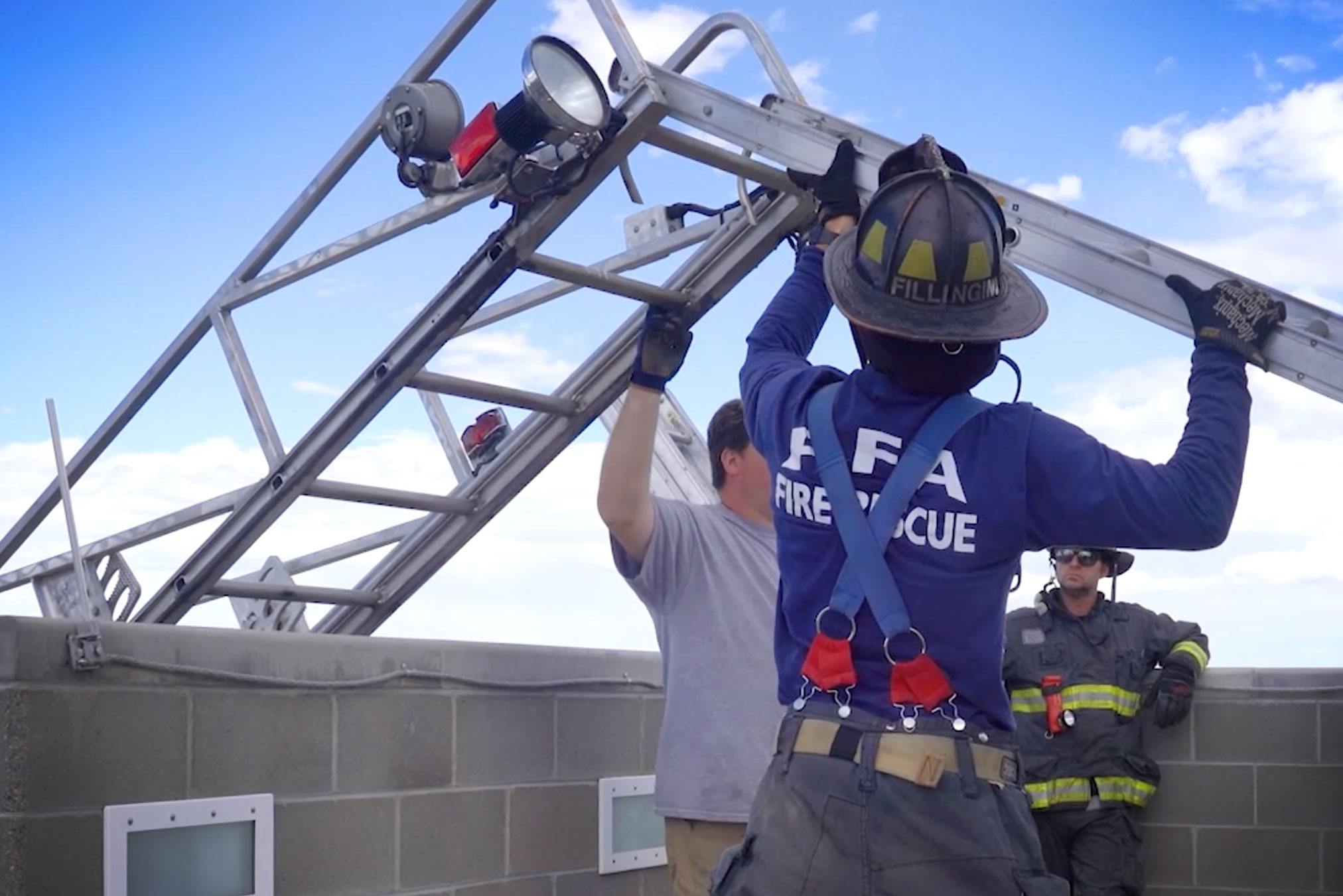 Featured image for “Parapet Wall Transitions | Firefighter Ladder Training”