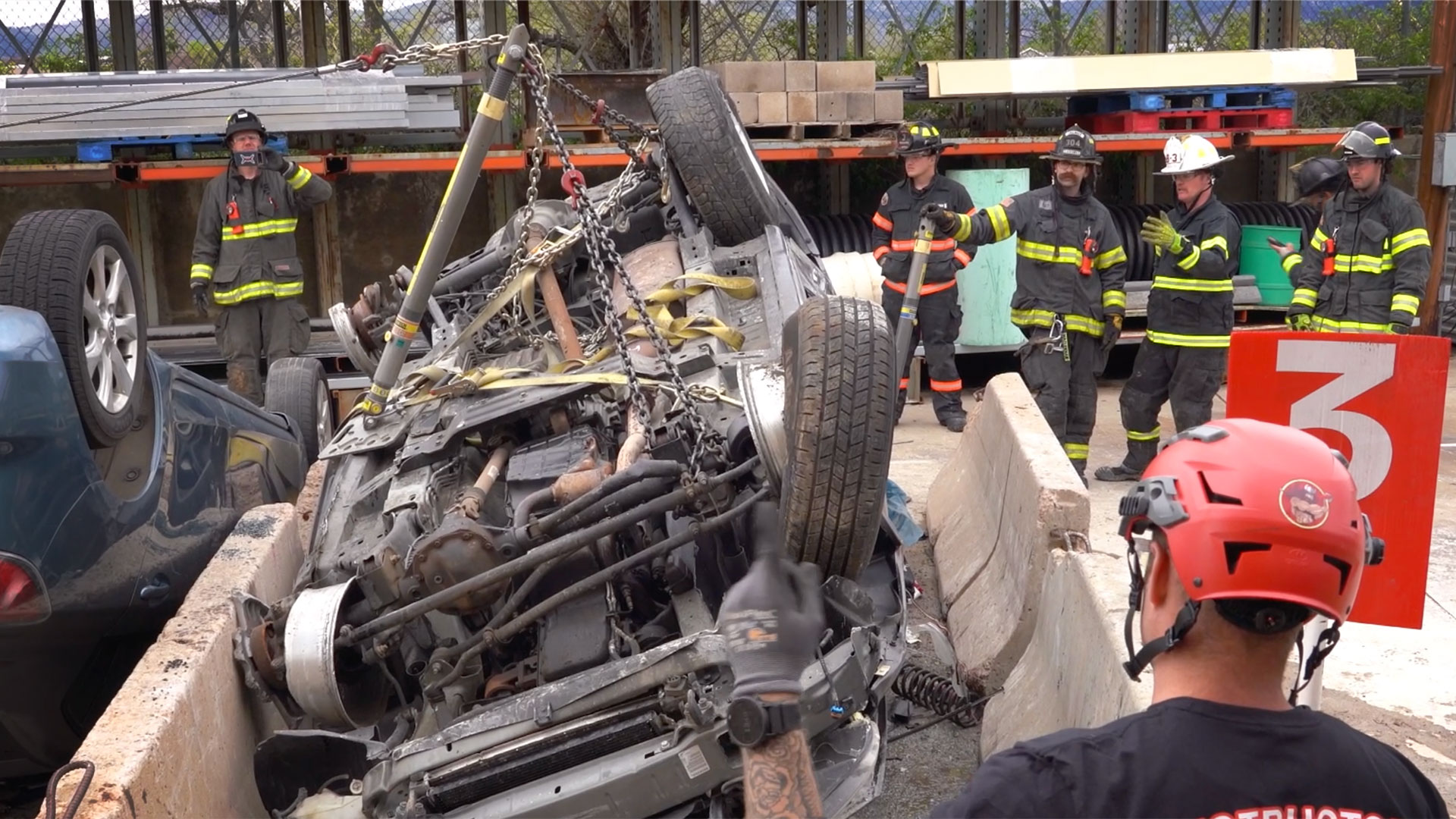 Featured image for “Firefighter Multi-car Pile-up Triangular Lift System Training”