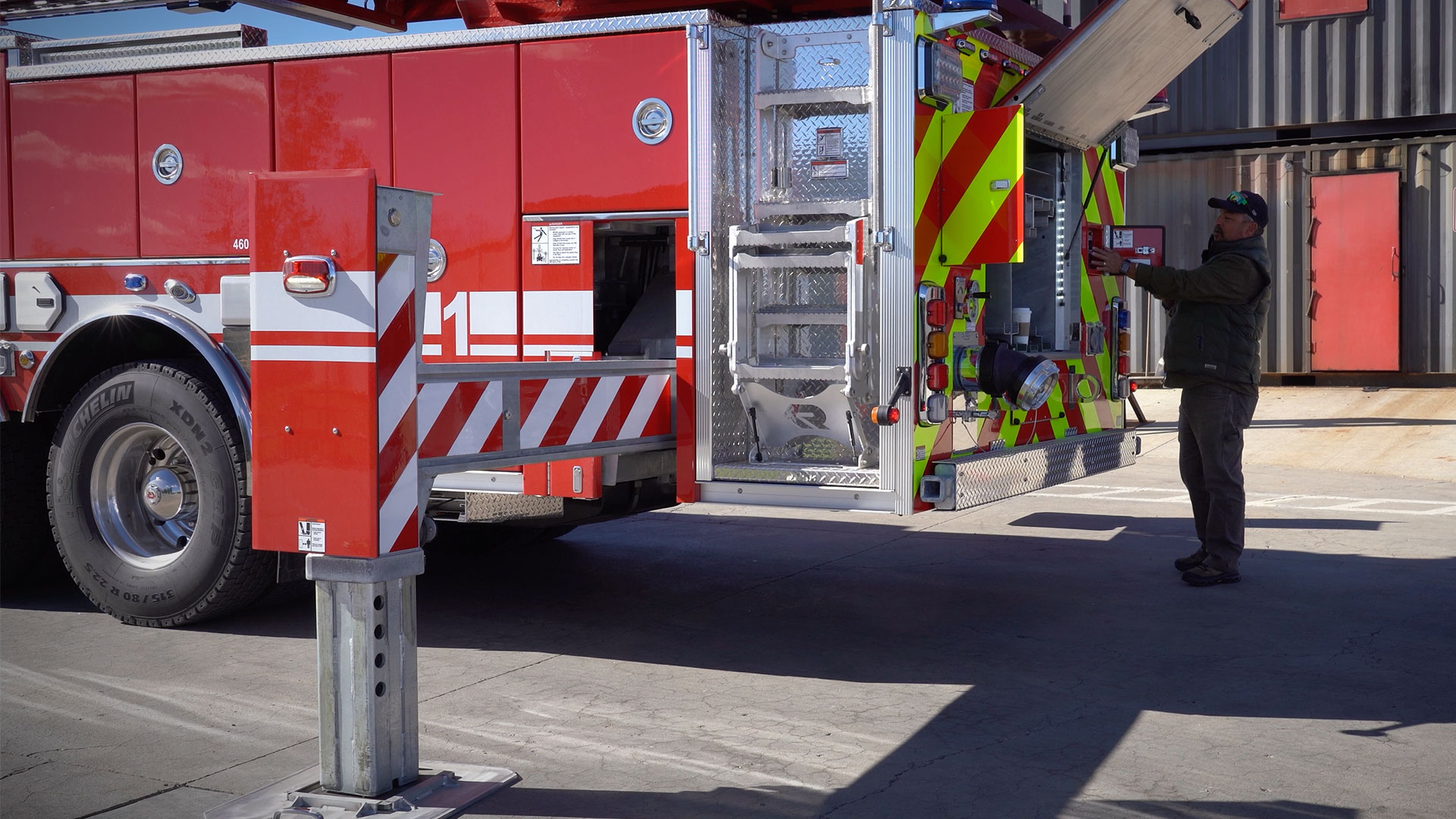 Featured image for “Auto Leveling Outrigger Pins | Rosenbauer Cobra Aerial Training”