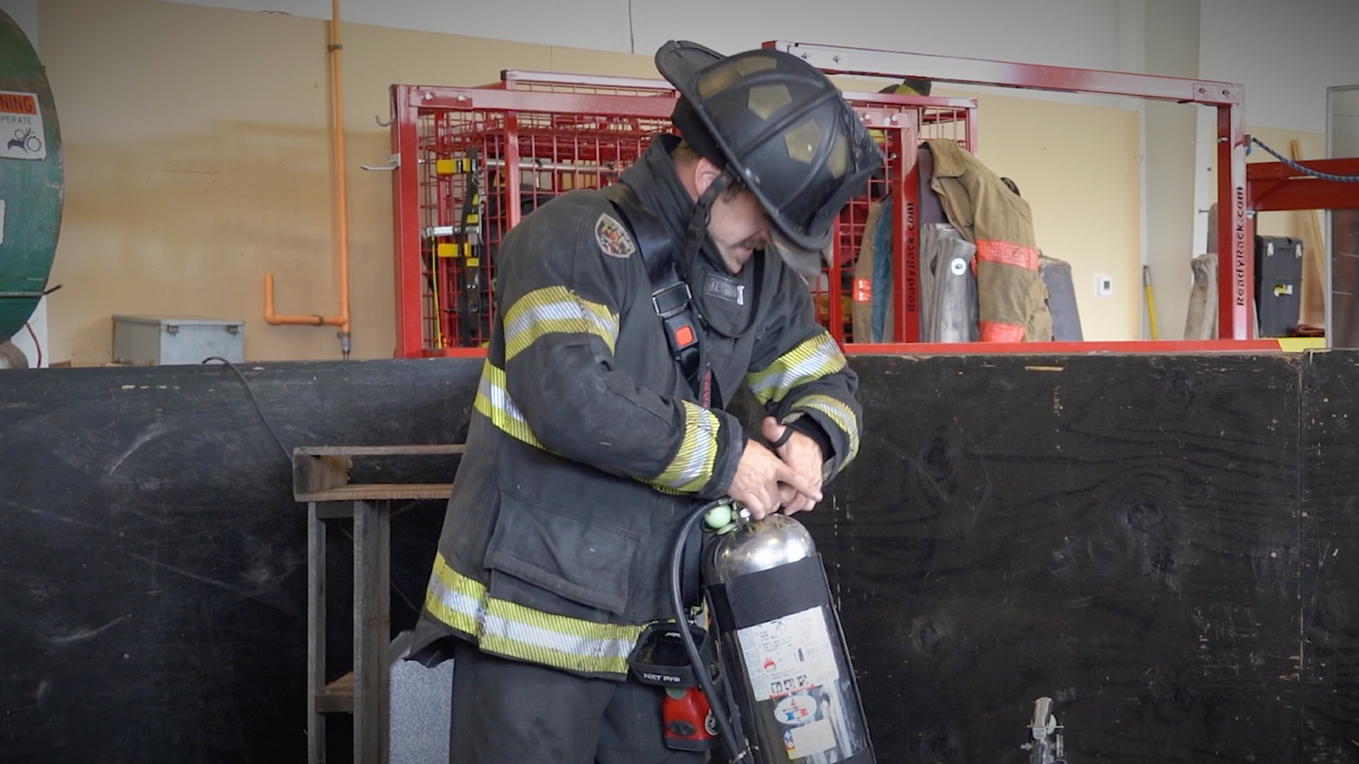 Featured image for “Water Cans – Two Point Carry | Training to Perform Under Pressure”